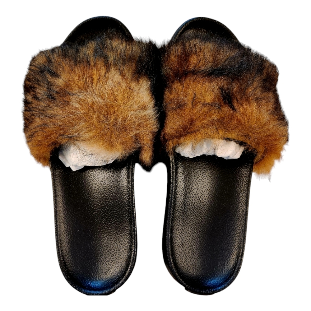 UGG NWT Royale Slide Size 8